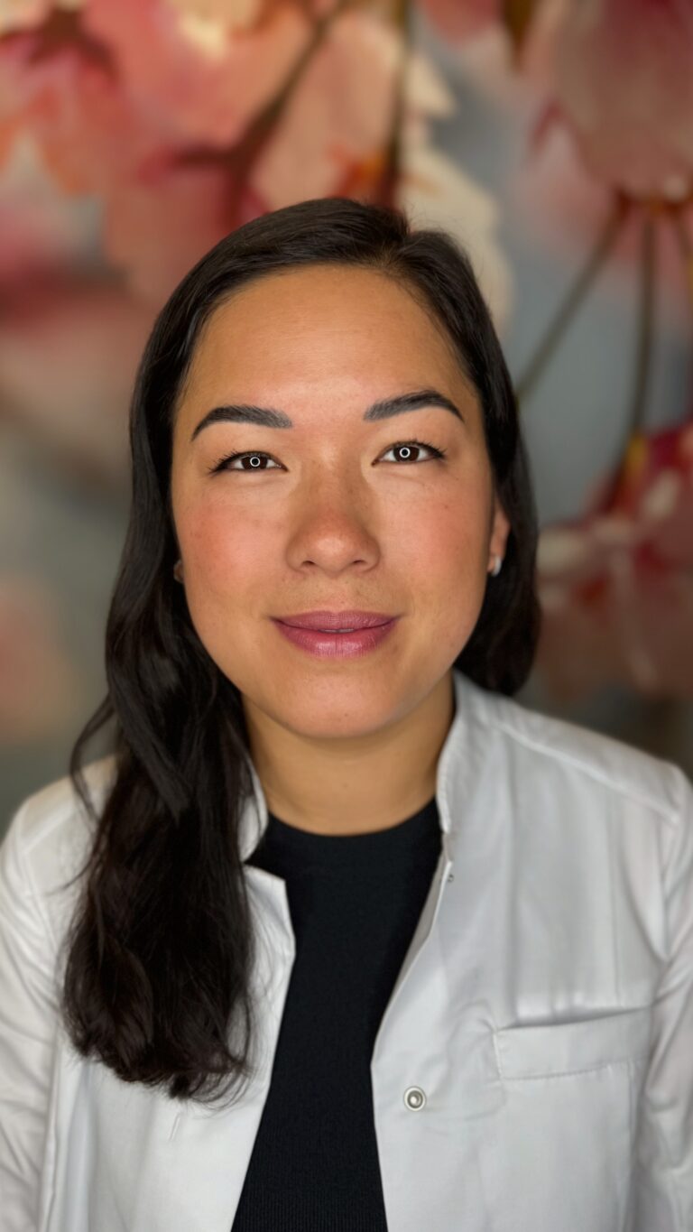 Drs. Phuong Kroese